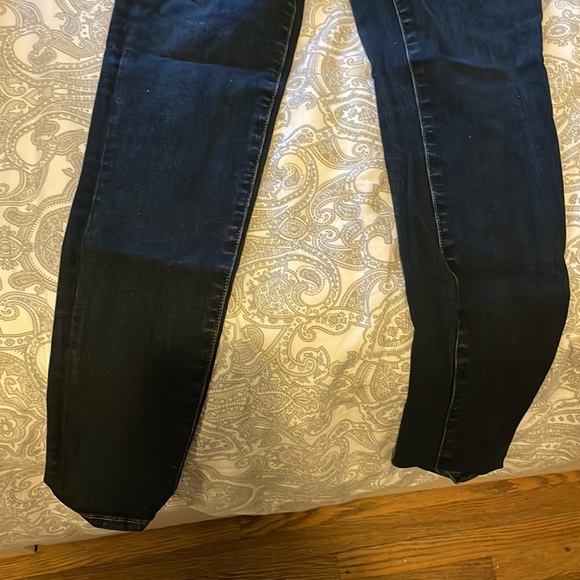 Dark wash skinny jeans - Picture 2 of 3